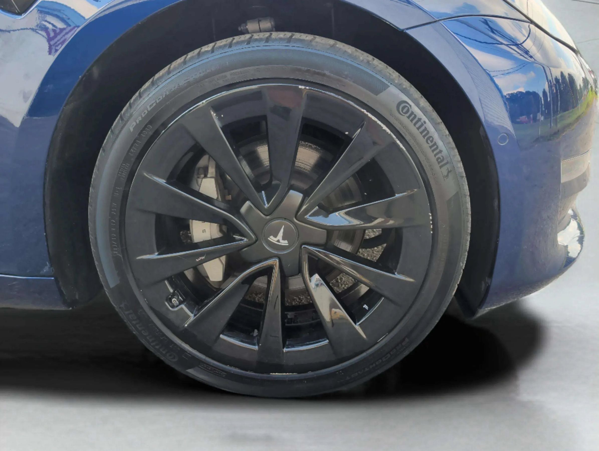 Used 2022 Tesla Model 3 Standard Range RWD image 39