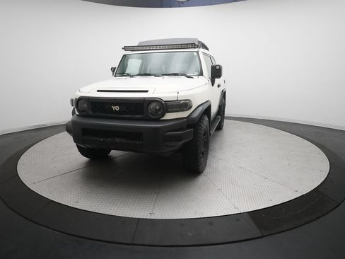 Used 2012 Toyota FJ Cruiser 4WD w/ Upgrade Pkg image 12