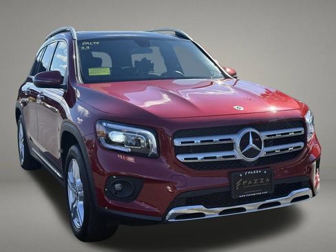 Used 2021 Mercedes-Benz GLB 250 4MATIC image 8