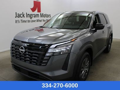 New 2026 Nissan Pathfinder S