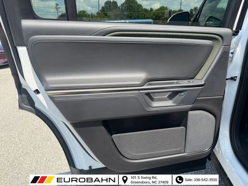 Used 2025 Rivian R1S Adventure AWD/4WD image 14