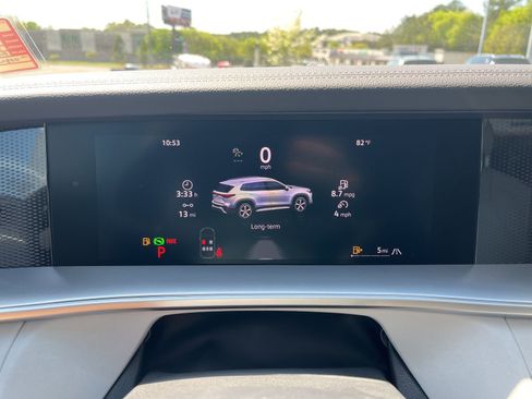 New 2026 Volkswagen Tiguan SE image 15