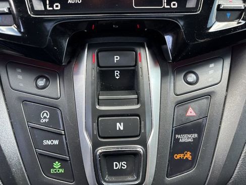 Used 2025 Honda Odyssey Sport-L image 16