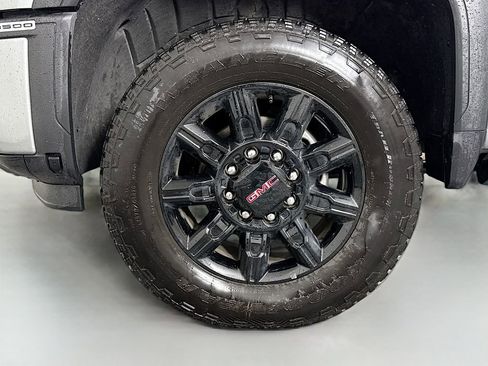 Used 2026 GMC Sierra 3500 AT4 w/ AT4 Premium Plus Package AWD/4WD image 32