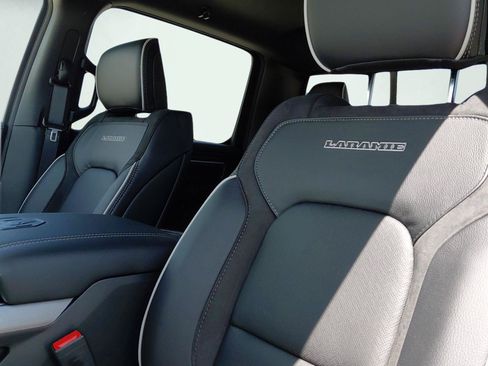New 2026 RAM 1500 Laramie w/ Advanced Safety Group II AWD/4WD image 9