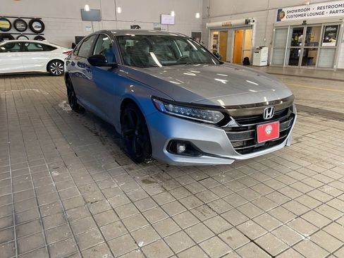 Used 2021 Honda Accord Sport image 15