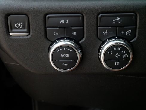 Used 2024 GMC Sierra 1500 Elevation AWD/4WD image 27