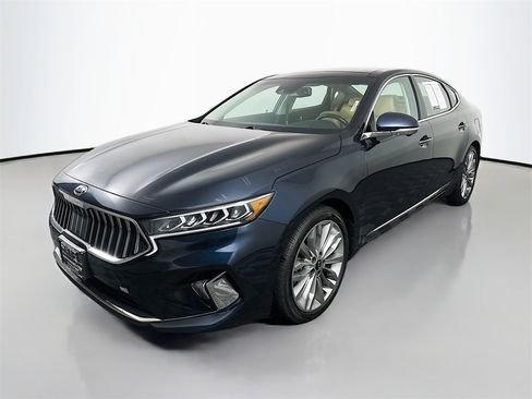 Used 2020 Kia Cadenza Limited image 3