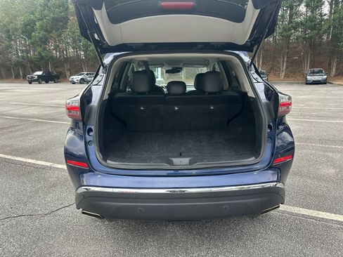 Used 2023 Nissan Murano SV image 18