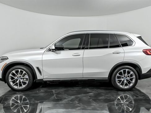 Used 2019 BMW X5 xDrive40i w/ Convenience Package AWD/4WD image 6