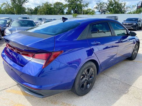 Used 2021 Hyundai Elantra SEL FWD image 5