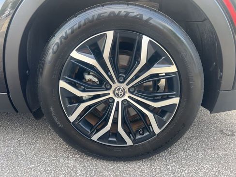 Used 2023 Toyota Crown XLE image 20