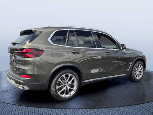 New 2026 BMW X5 xDrive40i w/ Premium Package AWD/4WD image 6