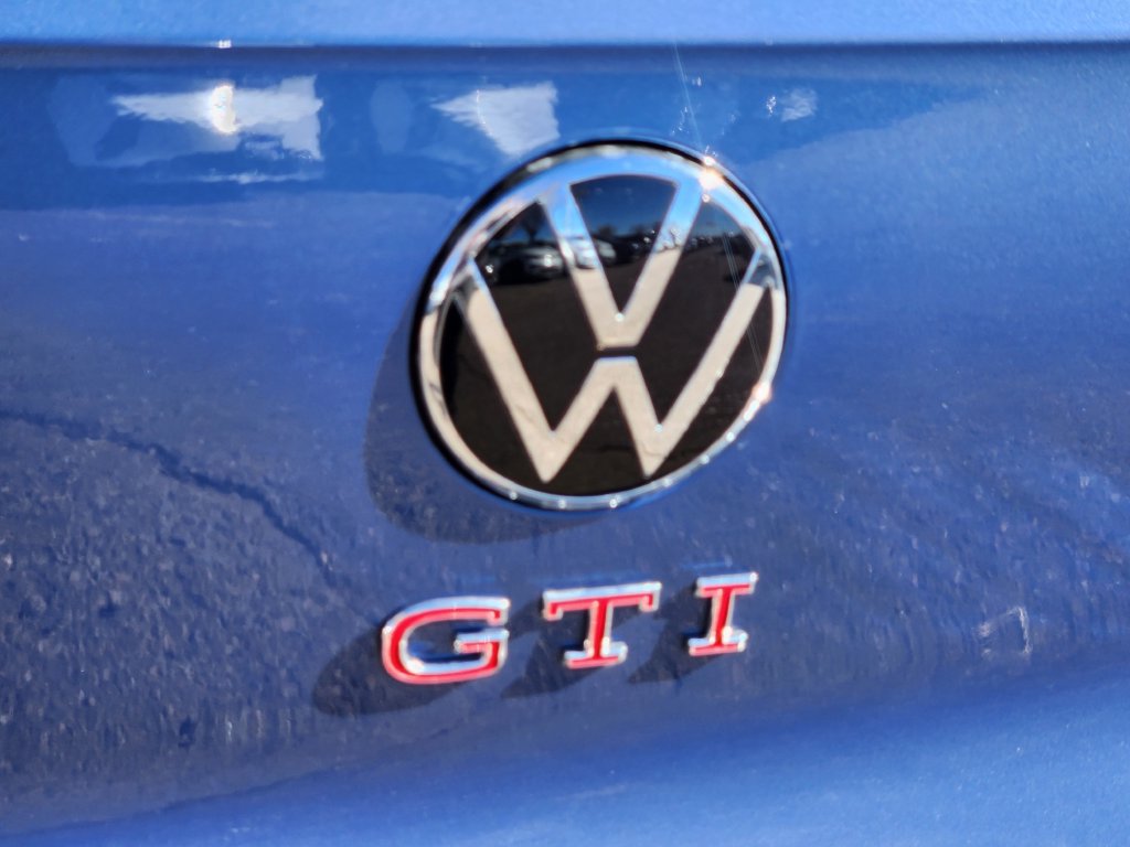 New 2026 Volkswagen GTI SE FWD image 13