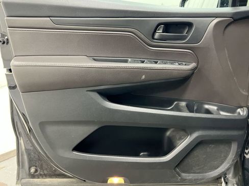 Used 2018 Honda Odyssey EX image 20