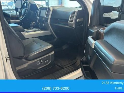 Used 2015 Ford F150 Lariat w/ Equipment Group 502A Luxury AWD/4WD image 18