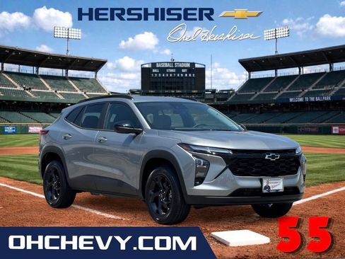 New 2026 Chevrolet Trax LT w/ Midnight Edition FWD image 1