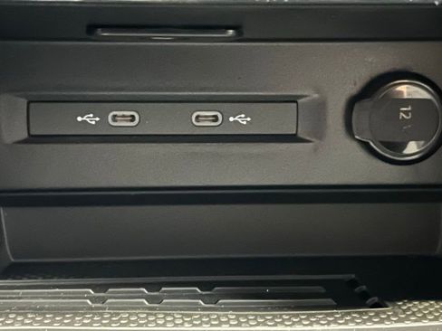 New 2026 Volkswagen Taos SE AWD/4WD image 13