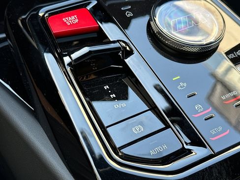New 2027 BMW M5 Touring AWD/4WD image 21