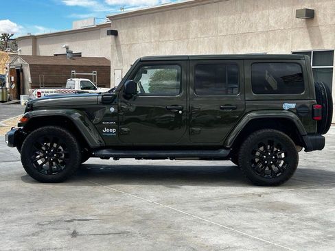 Used 2021 Jeep Wrangler Unlimited Sahara w/ Cold Weather Group AWD/4WD image 5