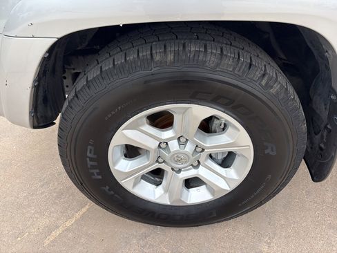 Used 2015 Toyota 4Runner 2WD image 9