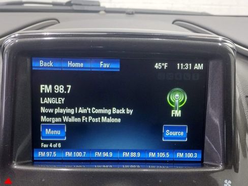 Used 2014 Chevrolet Volt Premium w/ Premium Trim Package image 25