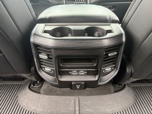 Used 2023 RAM 1500 Laramie AWD/4WD image 15