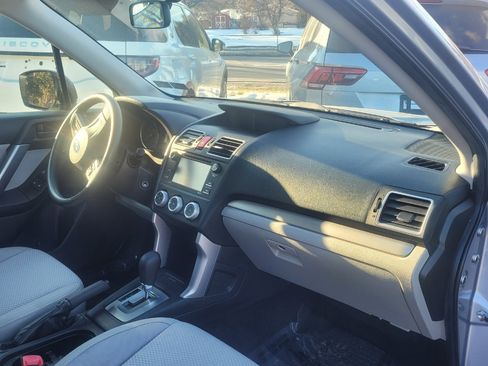 Used 2016 Subaru Forester 2.5i w/ Alloy Wheel Package image 23