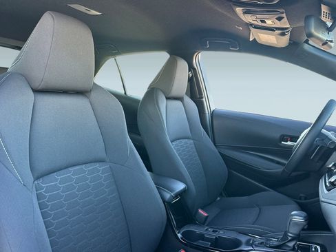 Used 2023 Toyota Corolla SE image 31