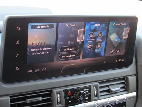 New 2026 Nissan Pathfinder S image 15