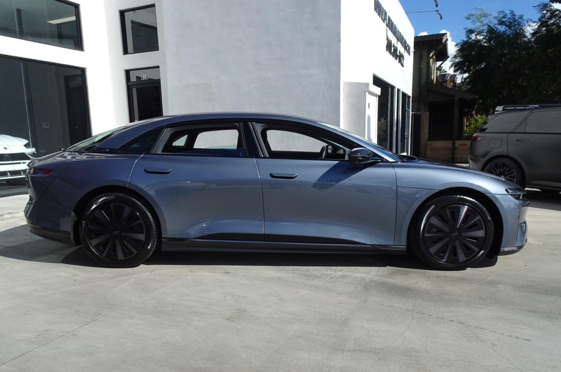 Used 2025 Lucid Air Touring AWD/4WD image 8