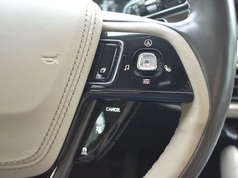 Used 2020 Lincoln Aviator Reserve w/ Equipment Group 202A AWD/4WD image 27