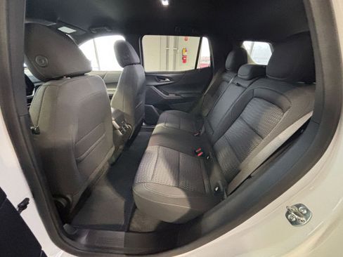 Used 2025 Chevrolet Equinox LT image 30