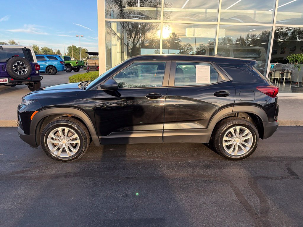 Used 2021 Chevrolet TrailBlazer LS AWD/4WD image 11