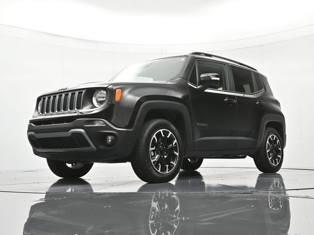 Used 2023 Jeep Renegade Latitude AWD/4WD image 36