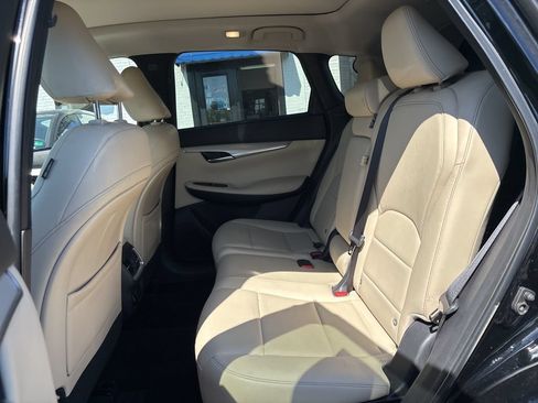 Used 2019 INFINITI QX50 Luxe w/ Navigation Package AWD/4WD image 13