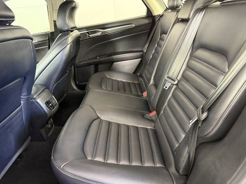 Certified 2019 Ford Fusion SEL image 14