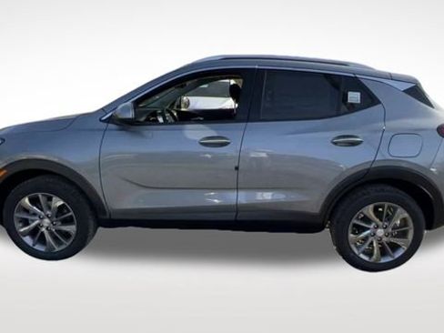 Used 2023 Buick Encore GX Essence w/ Experience Buick Package image 5