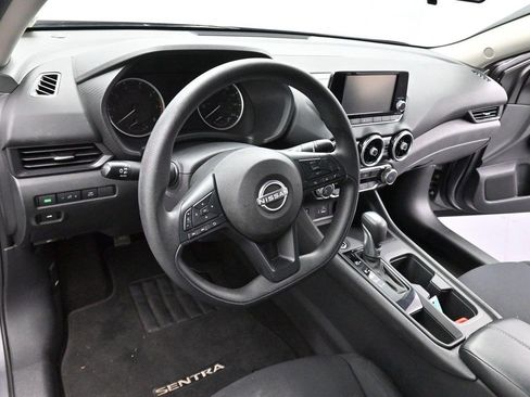 Used 2024 Nissan Sentra S FWD image 14