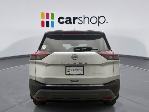 Used 2023 Nissan Rogue SV w/ SV Premium B Package image 4