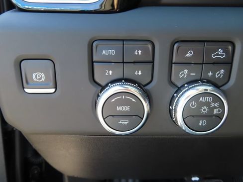 Used 2025 GMC Sierra 1500 Denali Ultimate AWD/4WD image 46