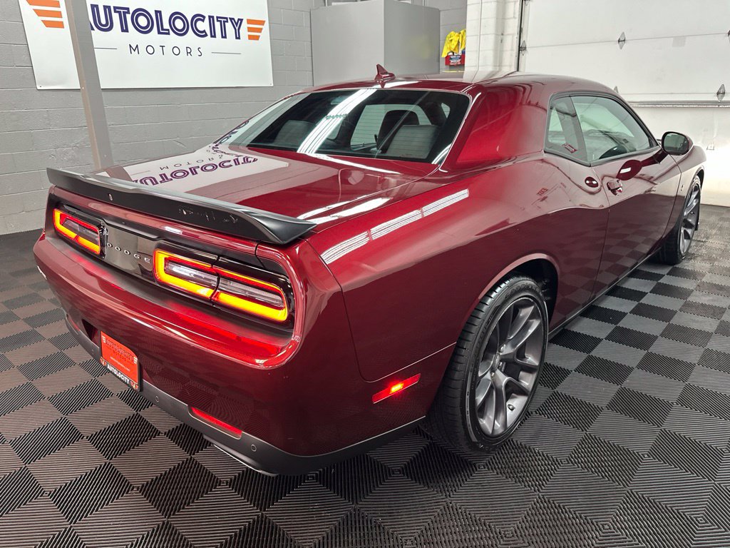Used 2023 Dodge Challenger R/T Scat Pack w/ Plus Package RWD image 9
