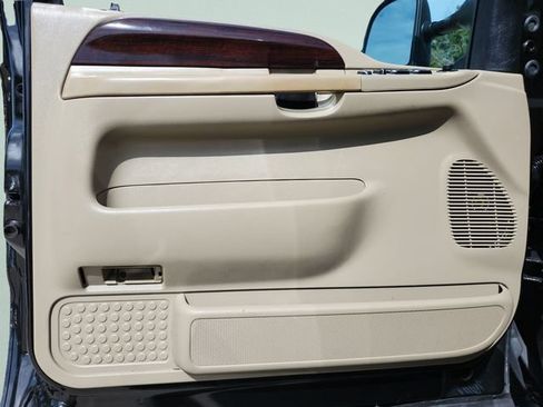 Used 2006 Ford F350 King Ranch AWD/4WD image 29