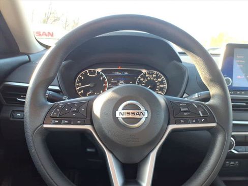 Certified 2022 Nissan Altima 2.5 SV image 23