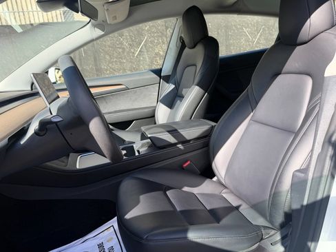 Used 2022 Tesla Model 3 RWD image 12