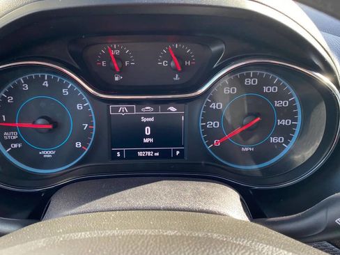 Used 2018 Chevrolet Cruze LT FWD image 14