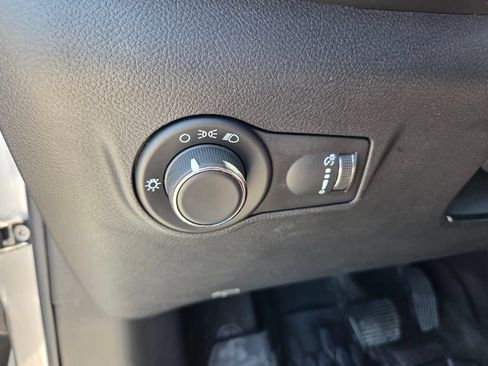Used 2022 Jeep Compass Sport AWD/4WD image 25