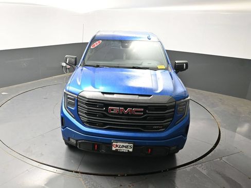 Used 2023 GMC Sierra 1500 AT4 AWD/4WD image 45