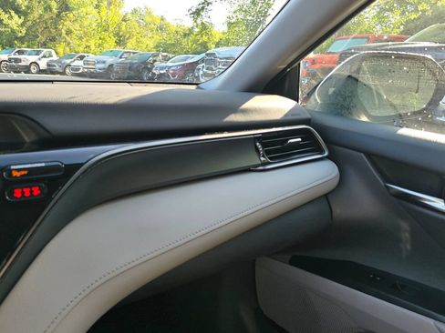 Used 2023 Toyota Camry LE w/ Convenience Package FWD image 23