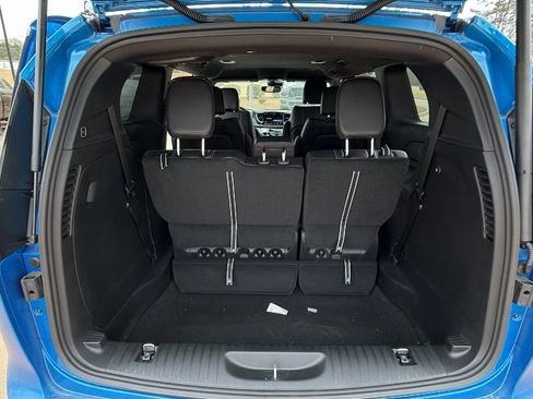 New 2026 Chrysler Pacifica Select FWD image 13